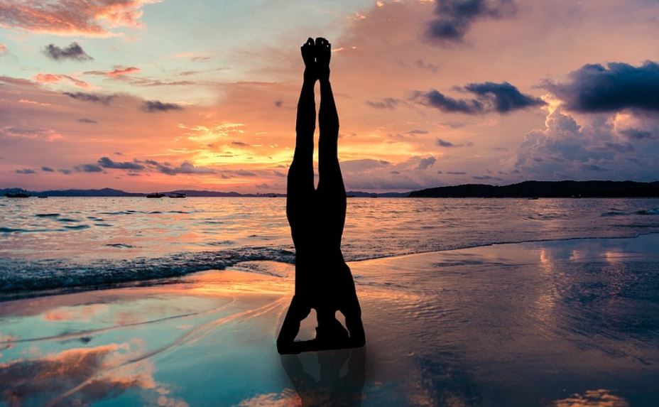 अंतराष्ट्रीय योग दिवस 21 जून : सोशल मीडिया पर पोस्ट करें योग की मुद्राएँ।।