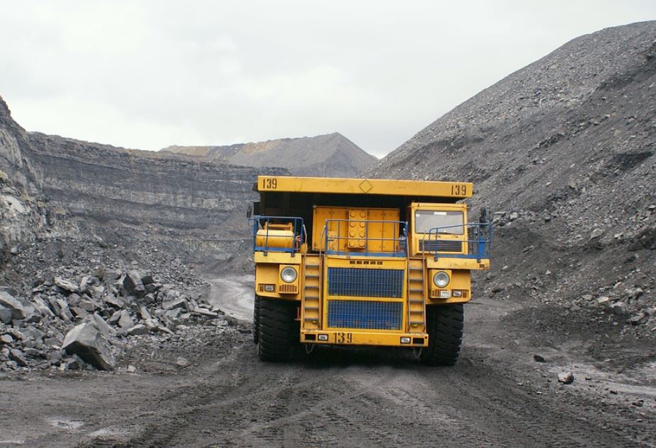 WHICH INDUSTRY IS HIRING ENGINEERS?