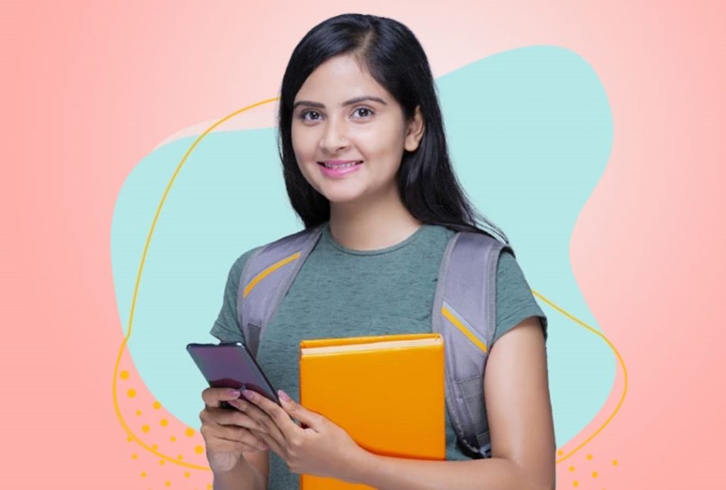 बिजनेस की दुनिया में बनाना है  कॅरियर तो B.Com कोर्स देगा मजबूत आधार