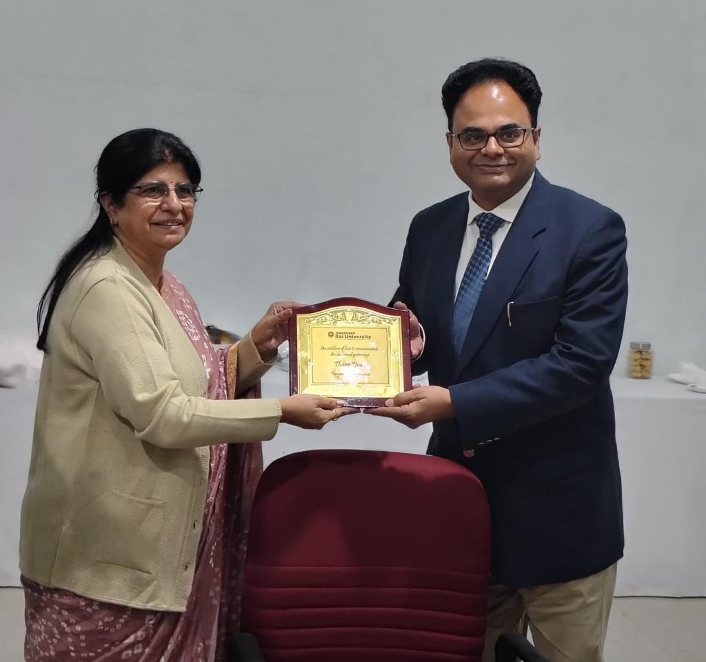 अतिरिक्त न्यायिक आयुक्त सह विशेष न्यायाधीश पहुंचे झारखंड राय विश्वविद्यालय