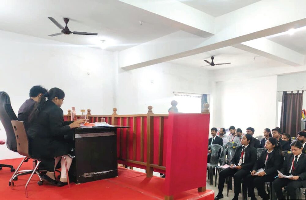 Law Moot Court JRU (2)