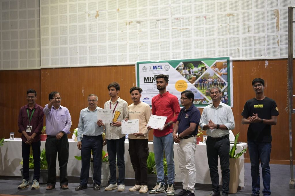 MINARE 2026 में झारखंड राय विश्वविद्यालय के विद्यार्थियों को पहला स्थान